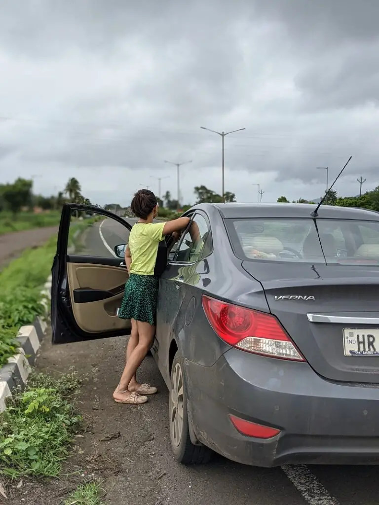 Posing on NH4