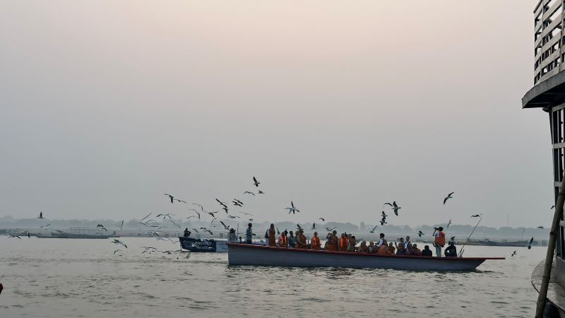 Morning at Dasaswamedh Ghat