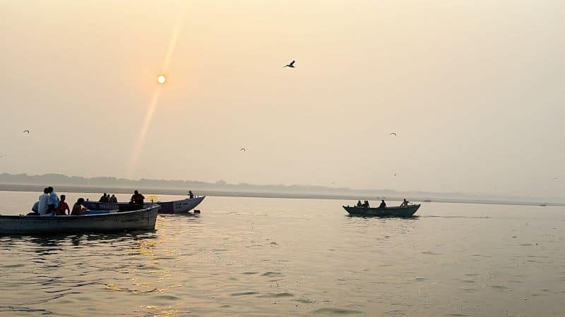 Still waiting for the boat to move - long past the sunrise